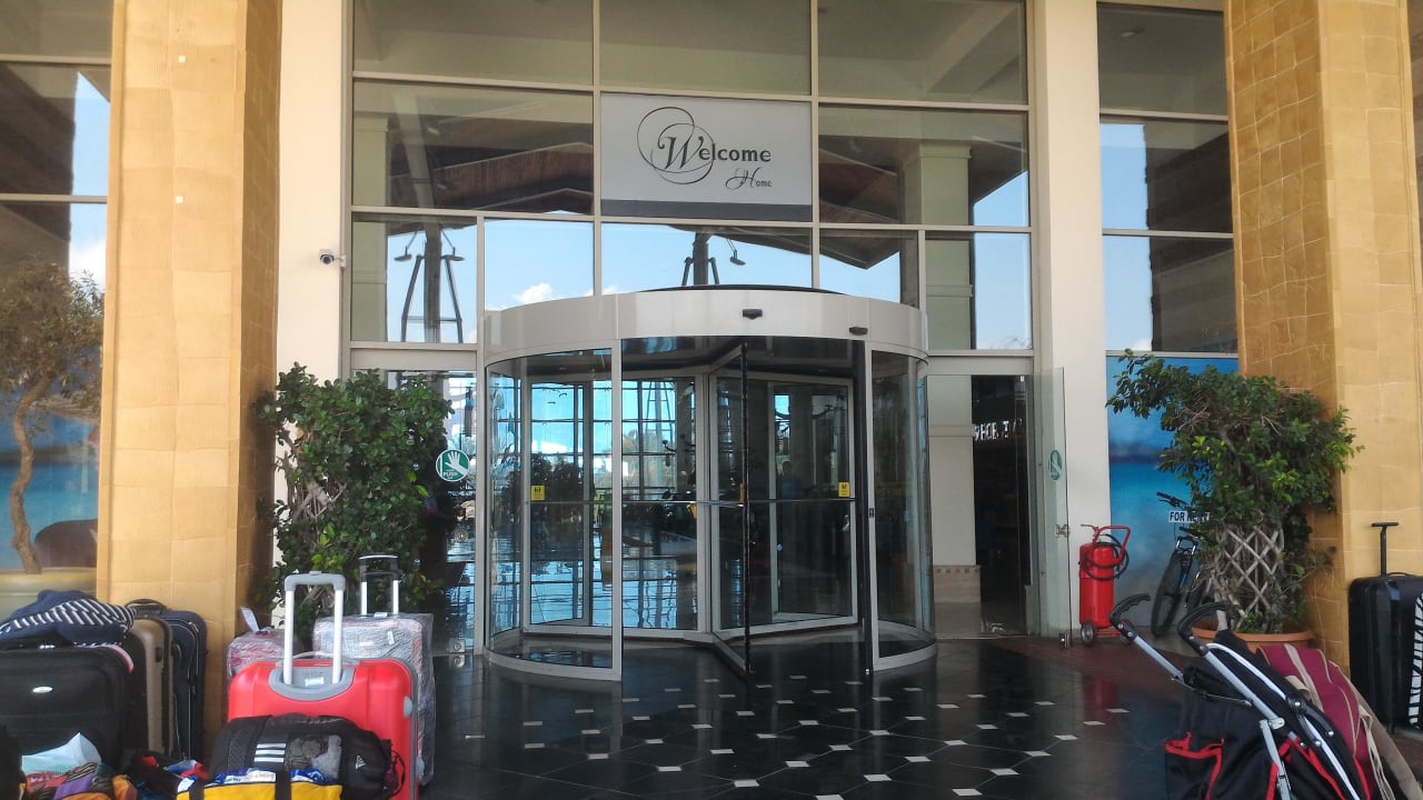 Der Eingang AQI Pegasos World