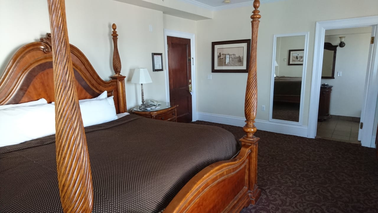 Zimmer Stanley Hotel