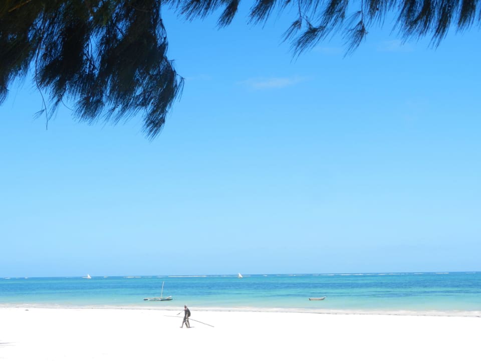 Strand Hotel Karibuni Rafiki Beach Resort