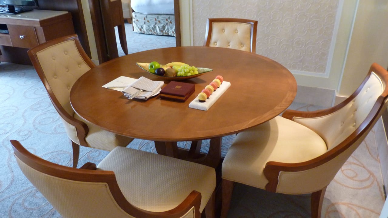 Essbereich Al Bustan Palace - A Ritz-Carlton Hotel