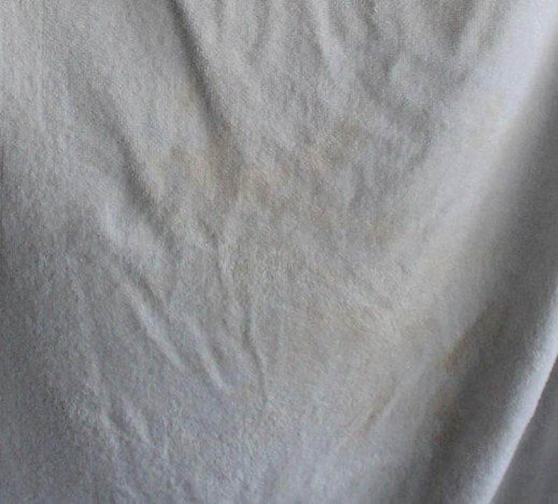 Dreckige Tücher BURI BEACH Resort