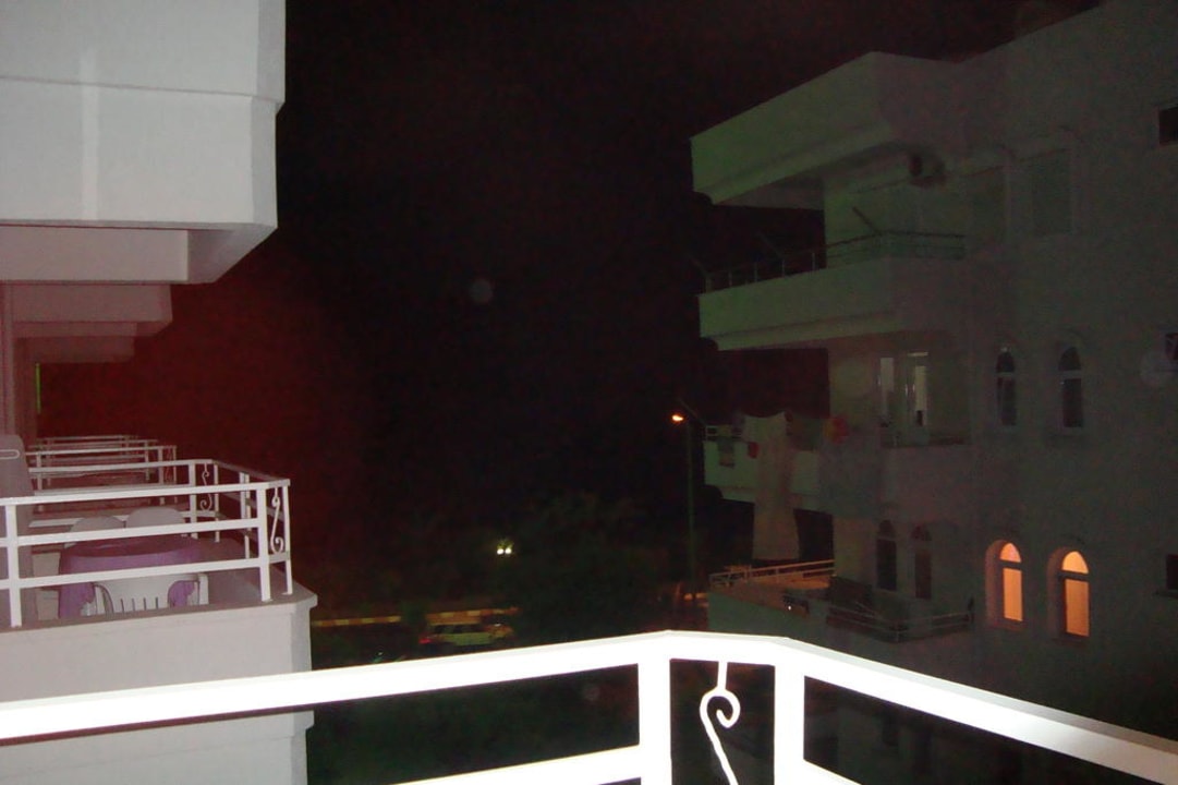 Balkon am Abend Bella Bravo Suite Hotel