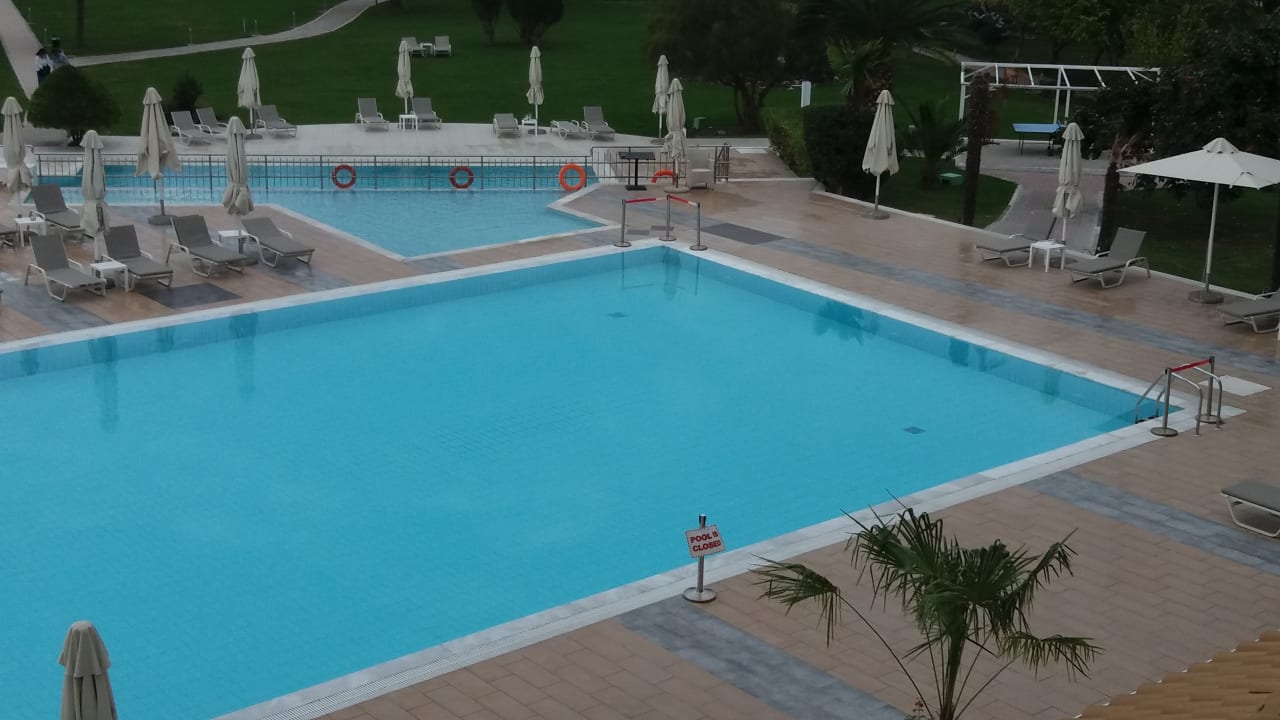 Pool Olympian Bay Grand Resort