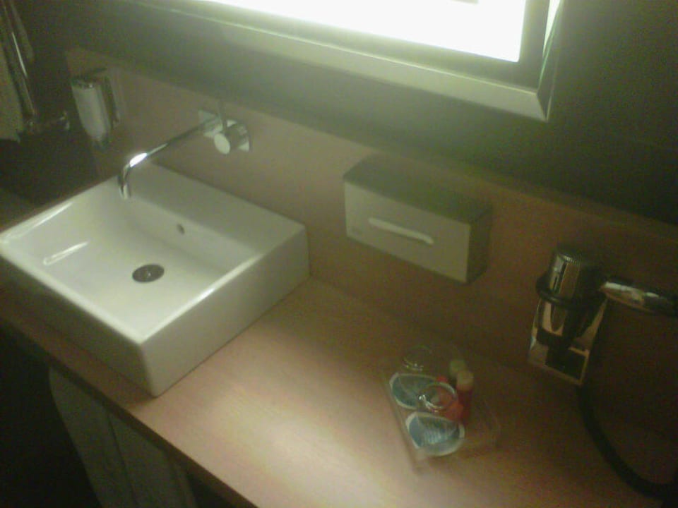 Bad  Hotel NH Frankfurt Messe