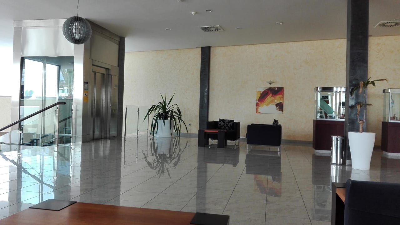 Oberhalb der Rezeption  Hotel Las Costas