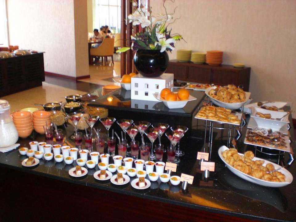 Teil vom Frühstücksbuffet Radisson Blu Resort Fujairah