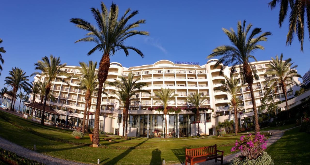 Gartenansicht  Pestana Grand Ocean Resort