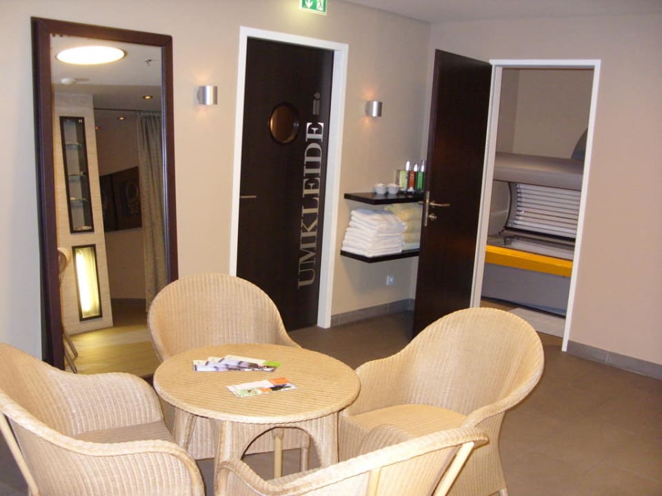 Wellnessbereich - Aufenthaltsbereich Lindner Hotel Vienna Am Belvedere, part of JdV by Hyatt