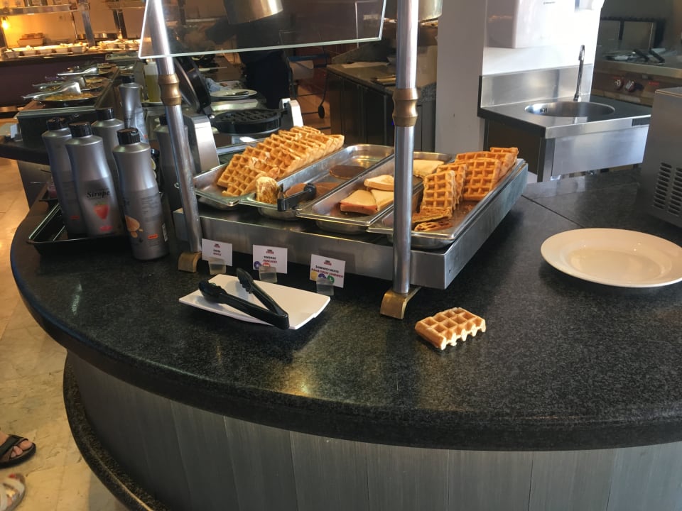 Frische Waffeln, Pancakes Hotel Ocean House Costa del Sol, Affiliated by Meliá