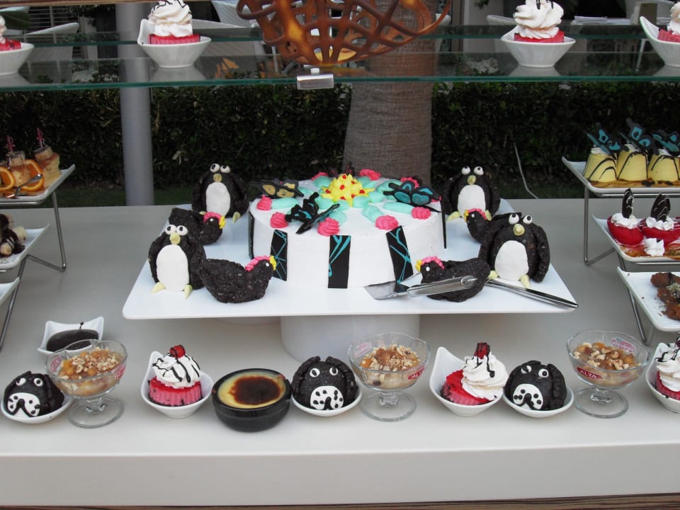 Nachspeisen türkischer Abend  Port Side Resort Hotel