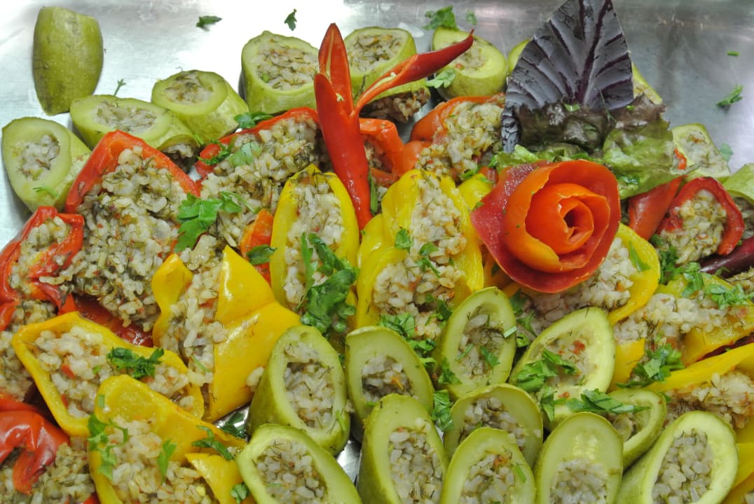 Gemüse mit Hackfleisch Hotel Gorgonia Beach Resort