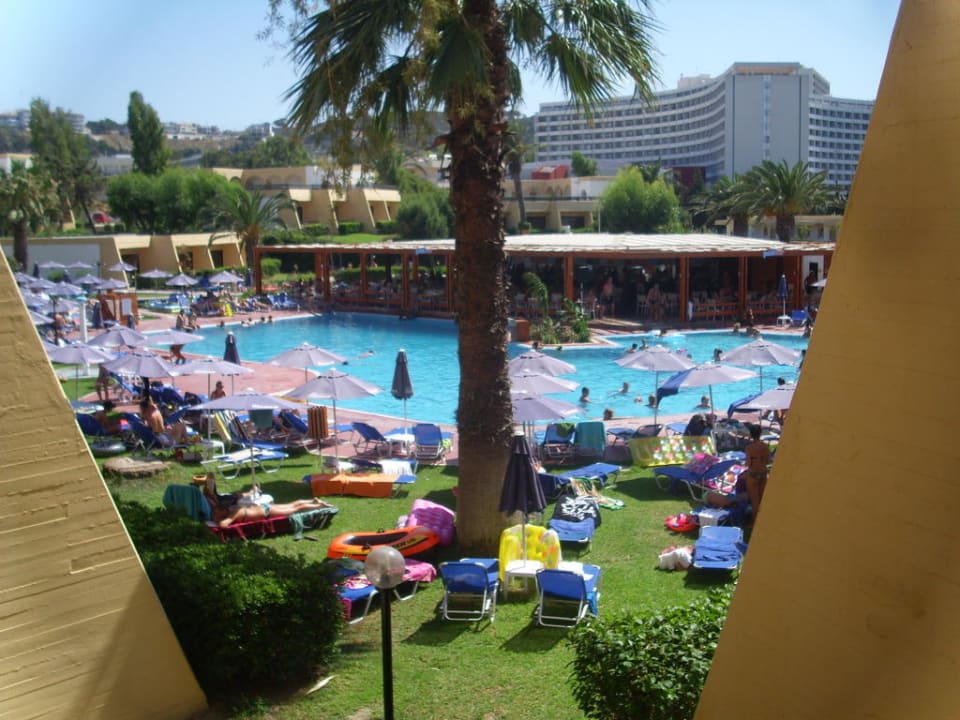 Ausblick von unserem Balkon Sol Cosmopolitan Rhodes