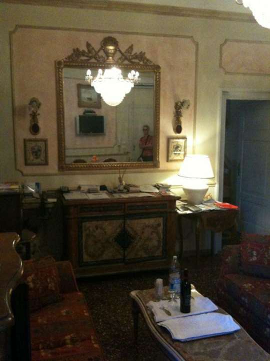 Teil des Frühstücksraum Hotel Antica Residenza D'Azeglio