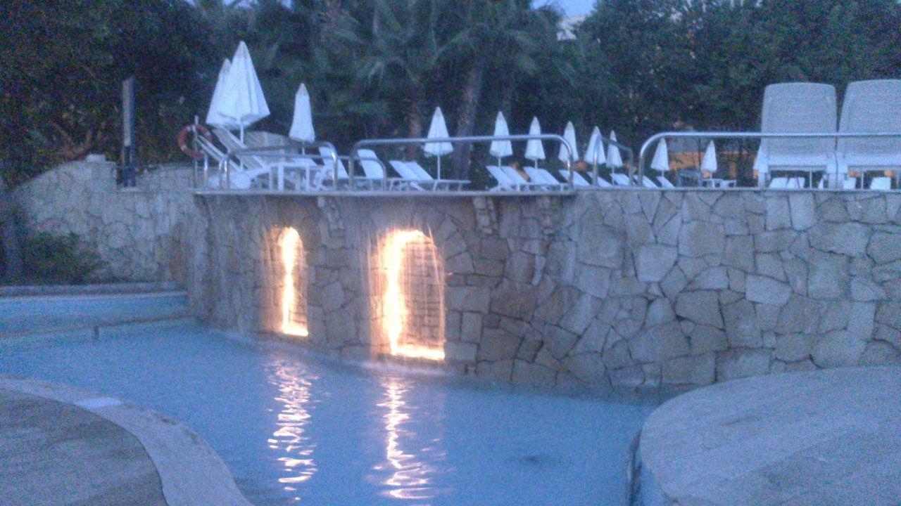 Activ Pool bei Nacht Labranda Alantur Resort