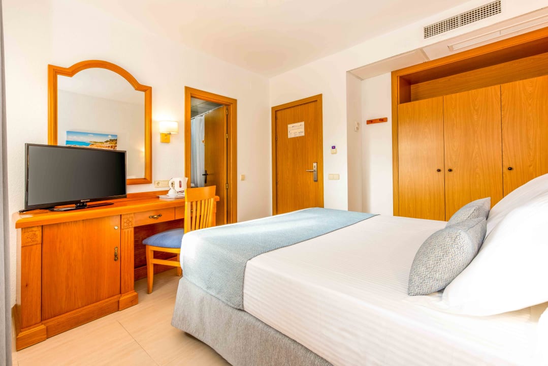 Zimmer Valentin Reina Paguera