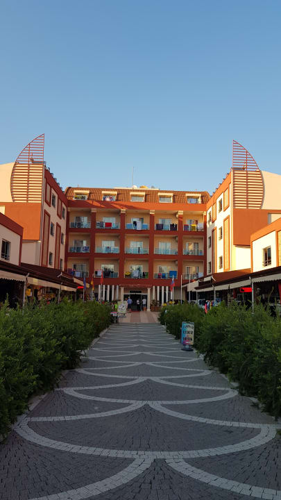 Außenansicht Side West Park Hotel