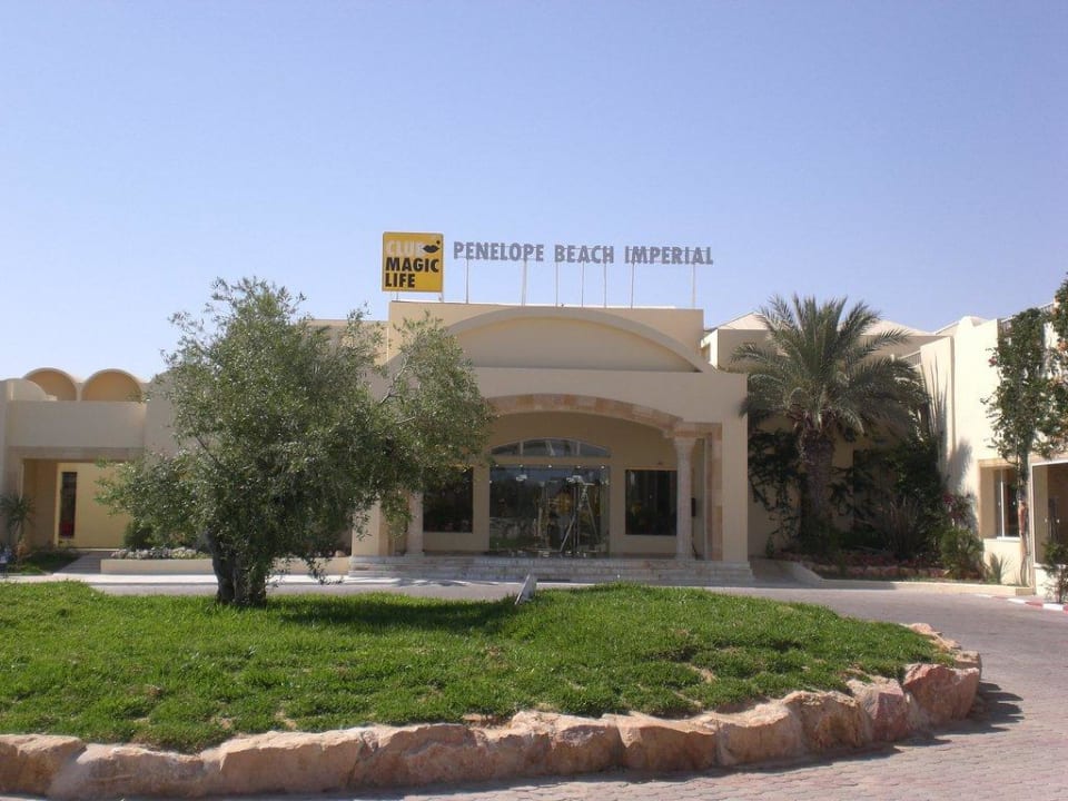 Hoteleingang TUI MAGIC LIFE Penelope Beach