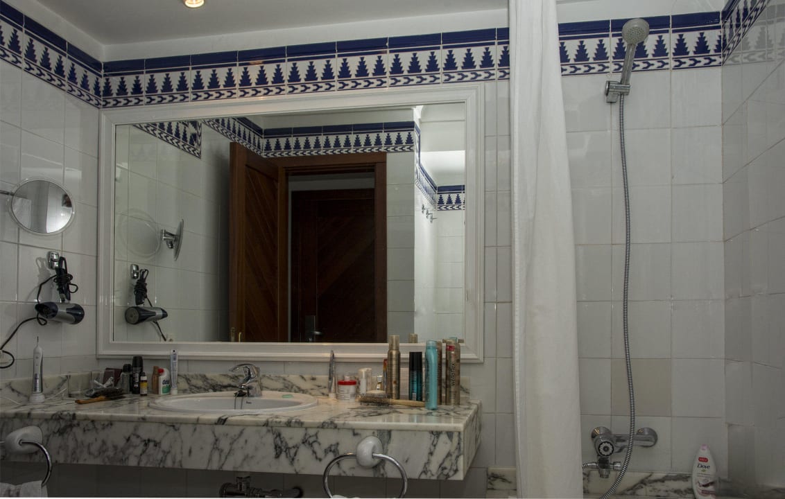 Das Bad Hipotels La Geria