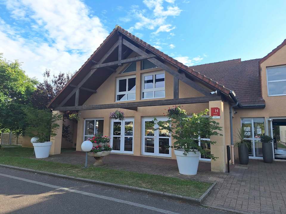 Außenansicht Hôtel Nell