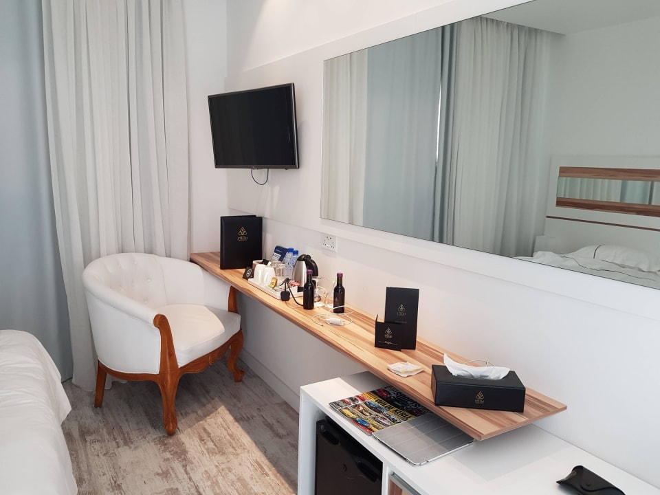 Zimmer Landseite The Ciao Stelio Deluxe Hotel