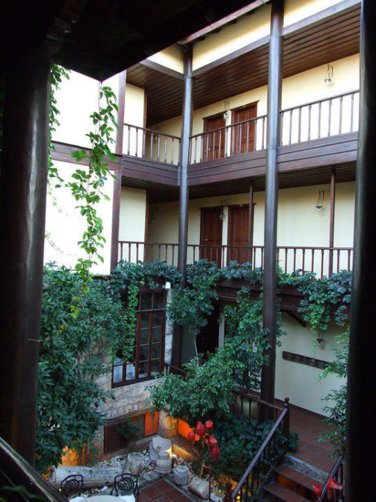 Innenhof Alp Pasa Hotel - Special Class