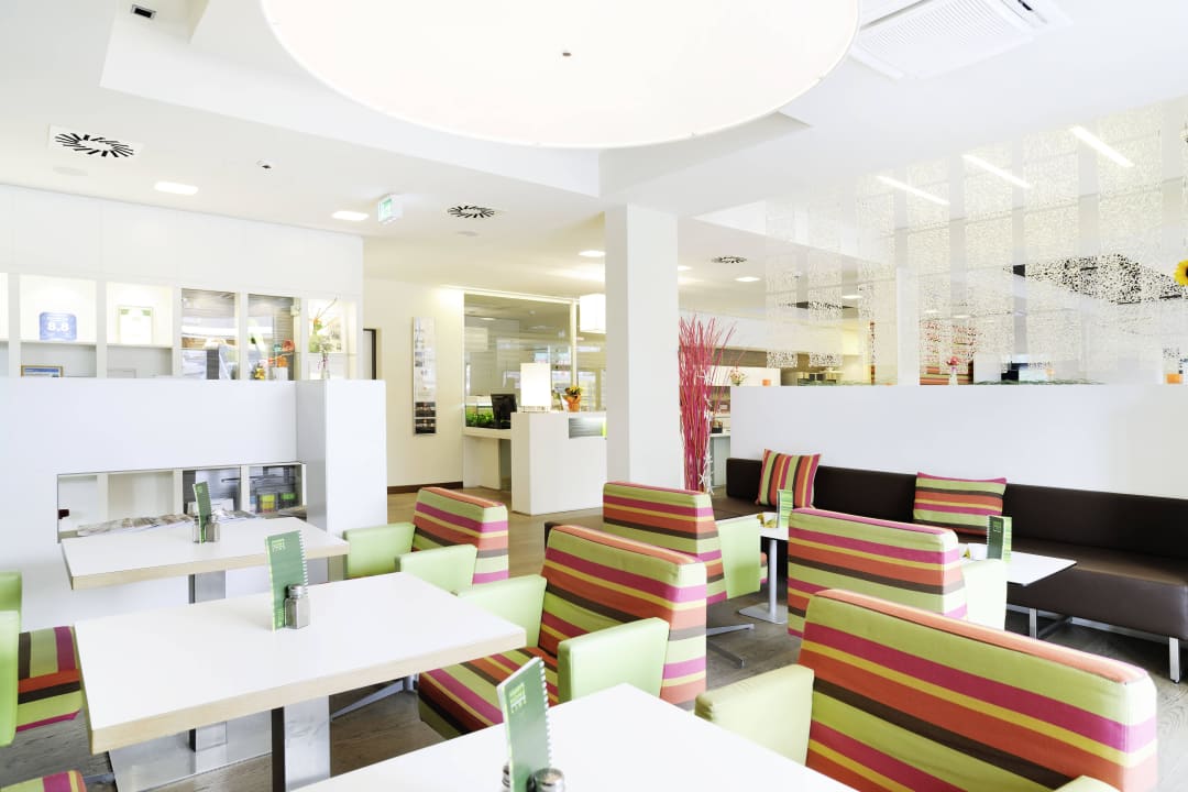 Lobby Hotel Harry's Home Linz