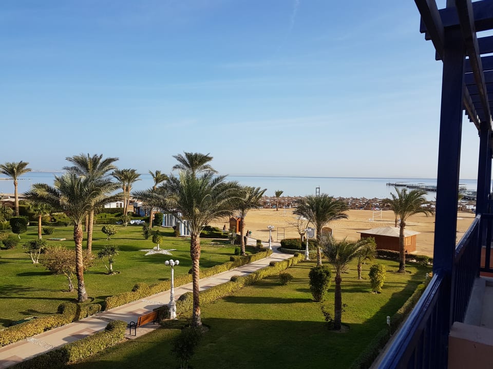Ausblick Titanic Beach Spa & Aqua Park