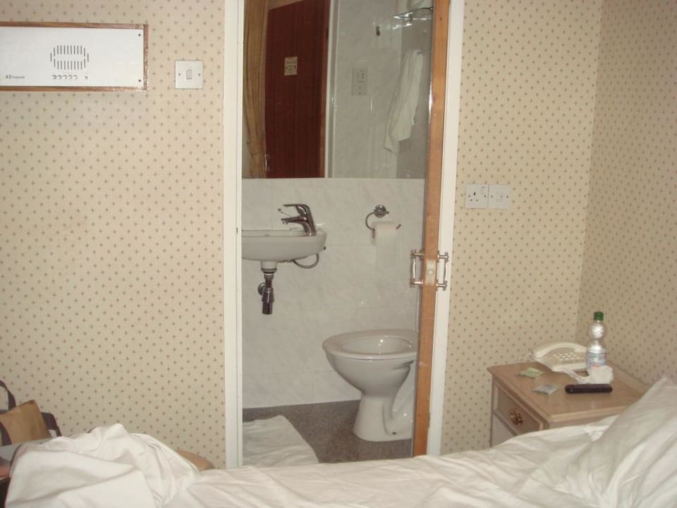 Das kleine Bad Cardiff Hotel