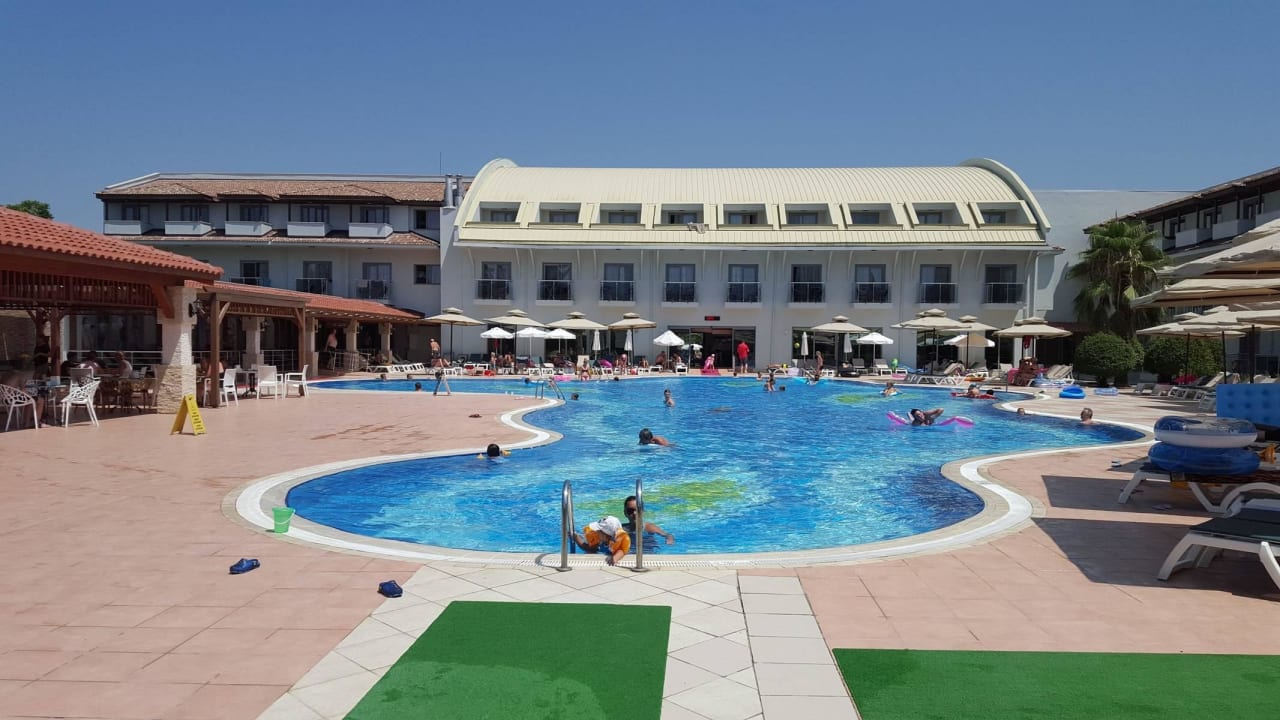 Relax-Pool Hotel Club Nena