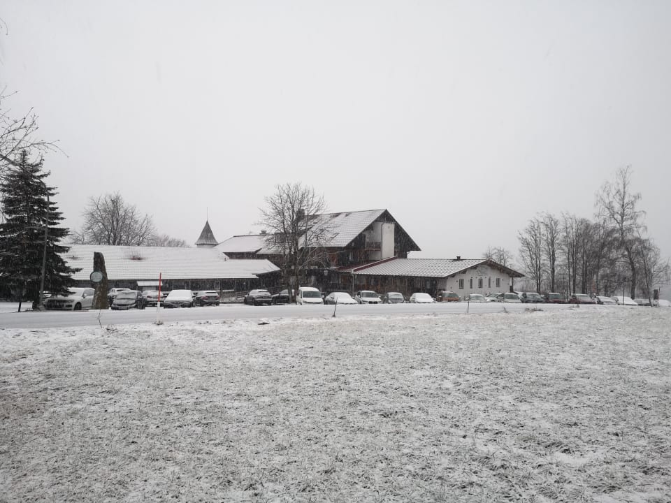 Außenansicht 1. Bier & Wohlfühlhotel Gut Riedelsbach