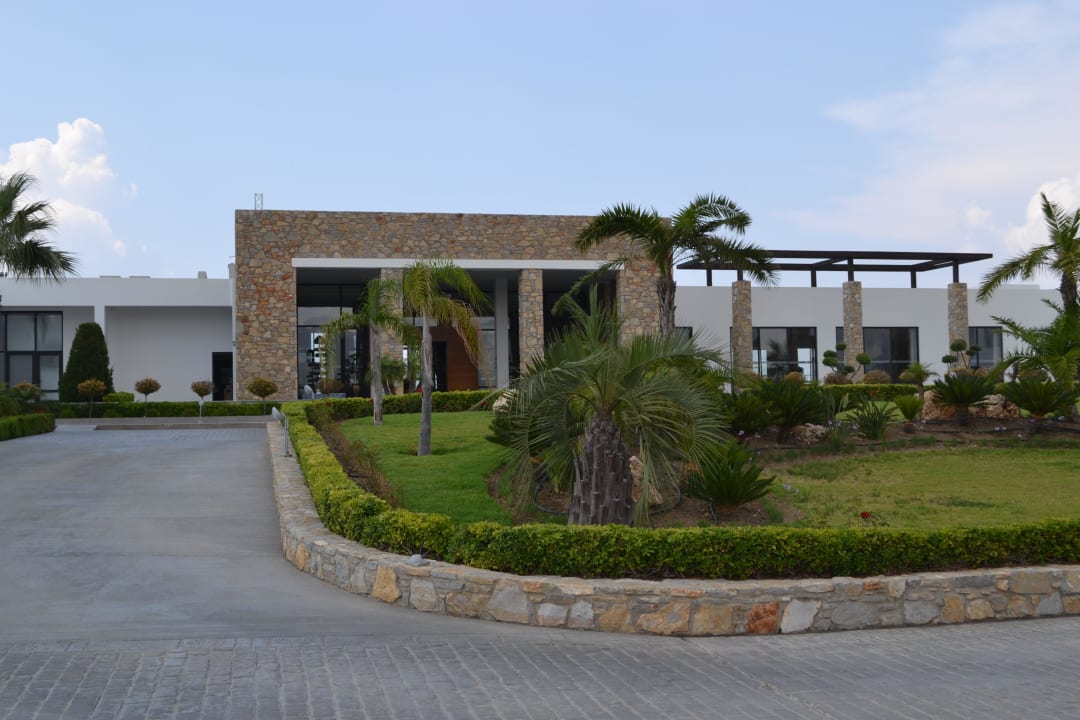 Hoteleingang TUI BLUE Palazzo del Mare