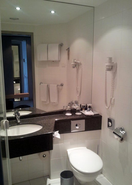 Blick ins Bad Mercure Hotel Hamburg Mitte