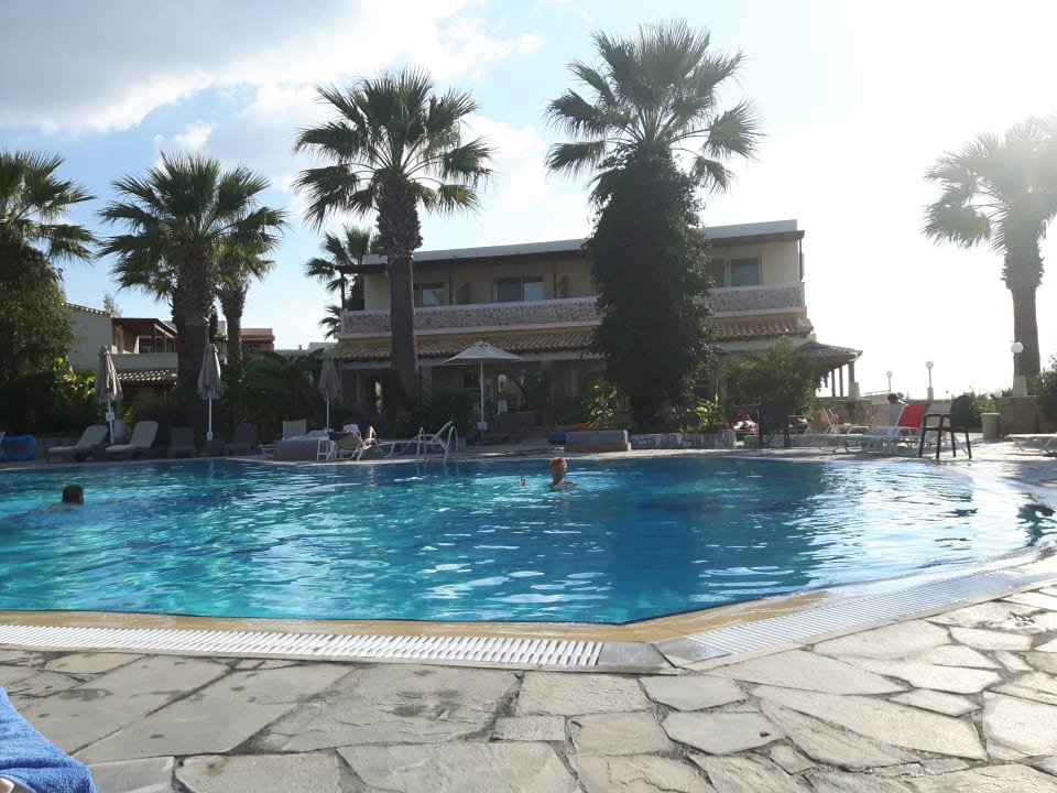 Pool Hotel Kouros Palace