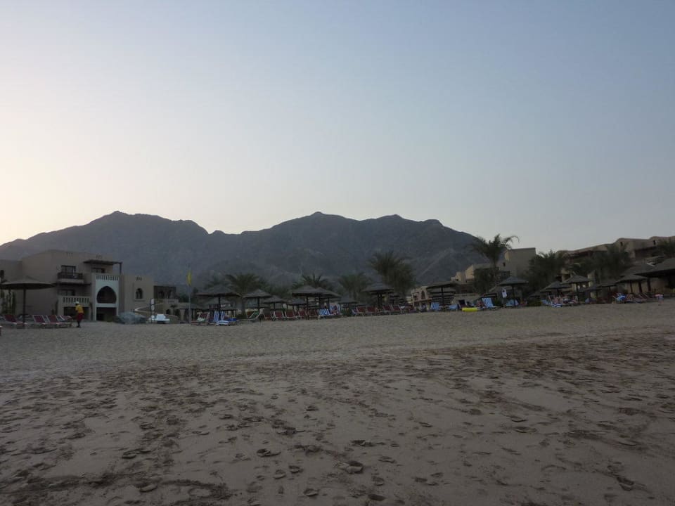 Strand Miramar Al Aqah Beach Resort