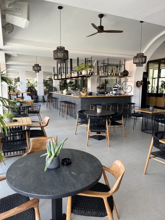 Gastro Sentido More Meni Residence & Suites