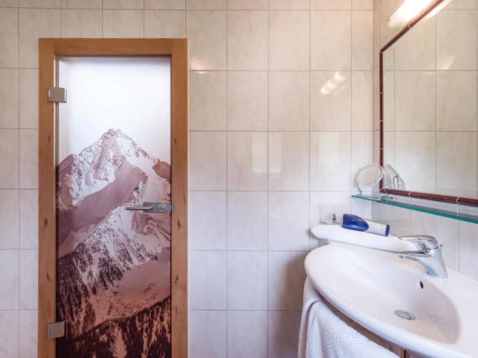 Zimmer Apartments Alpinschlössl Mayrhofen im Zillertal