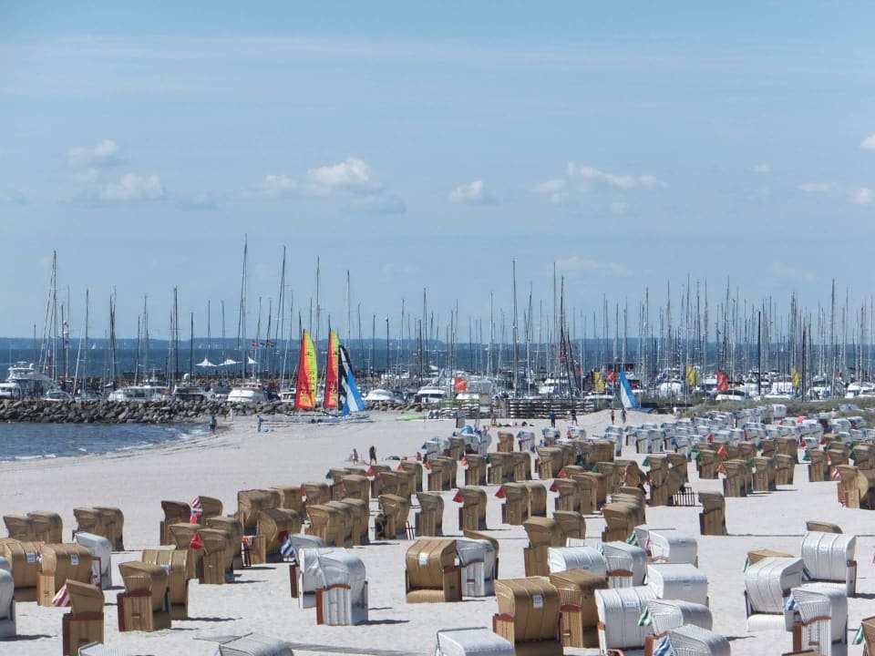 In Richtung Yachthafen Strandhotel Grömitz