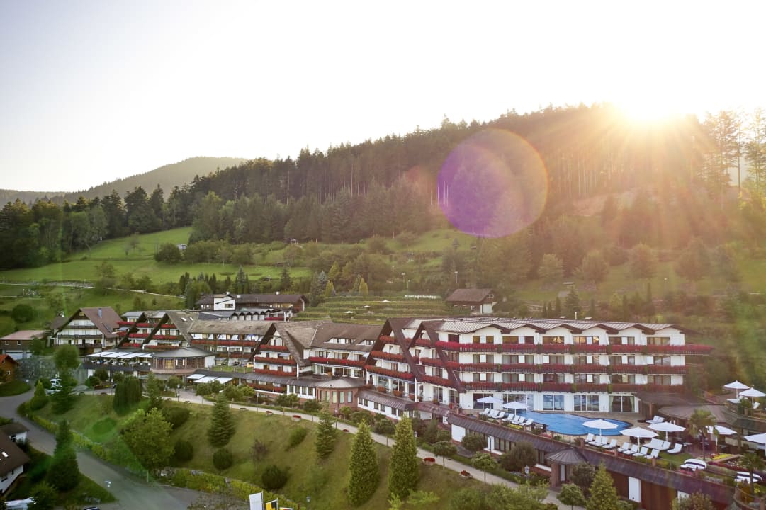 Außenansicht Schwarzwald Resort Dollenberg