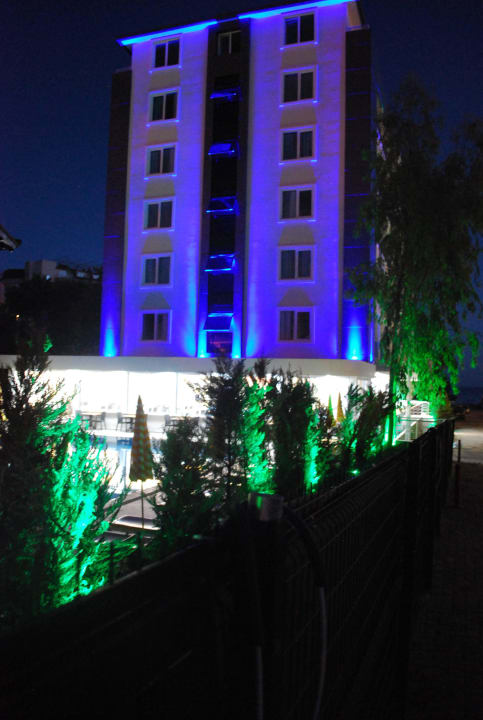 Night wiev Kolibri Resort Hotel