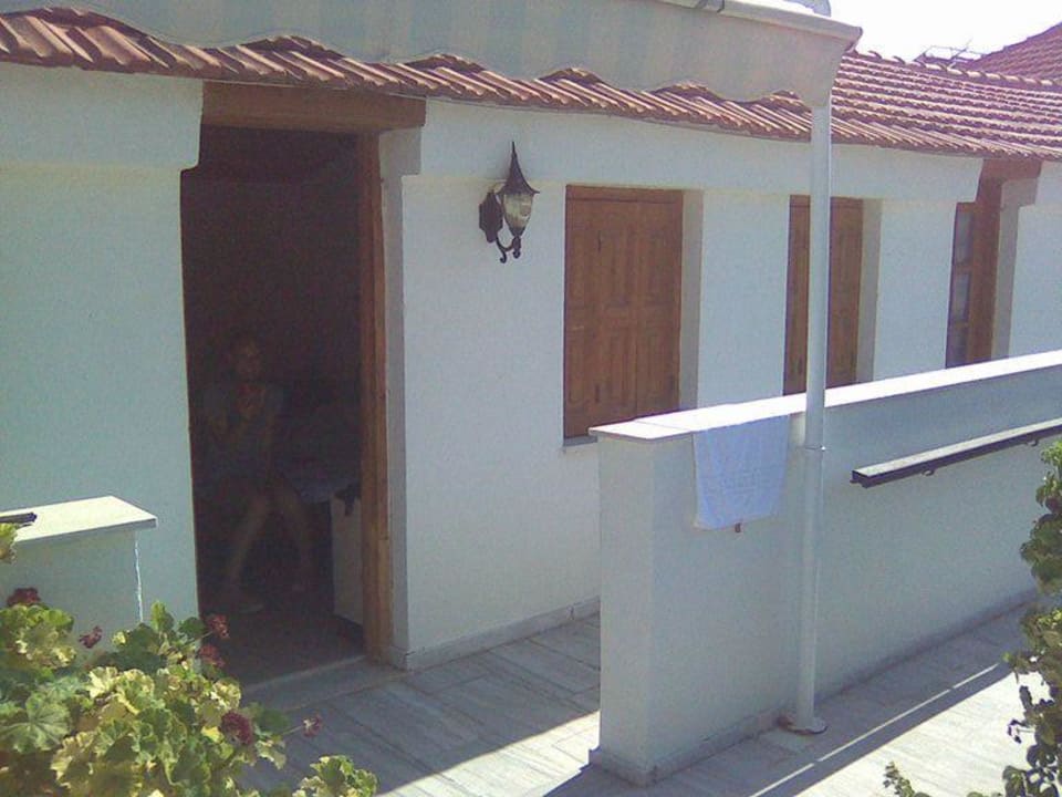 Obere Hotelzimmer von außen Hotel Pegasus