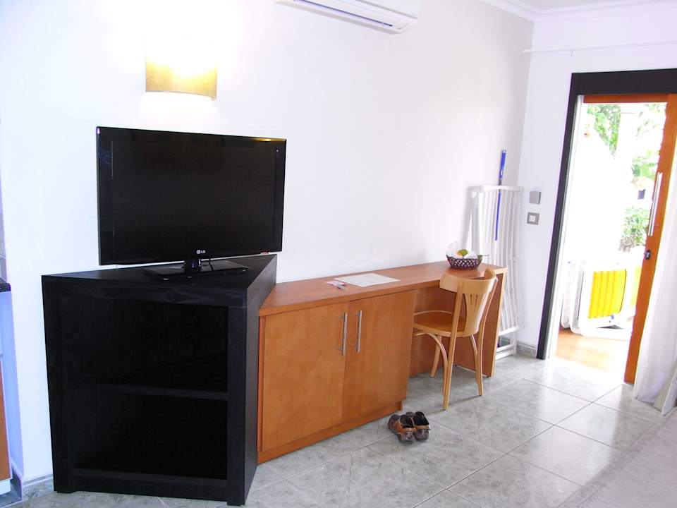 Wohnzimmer HL Miraflor Suites Hotel