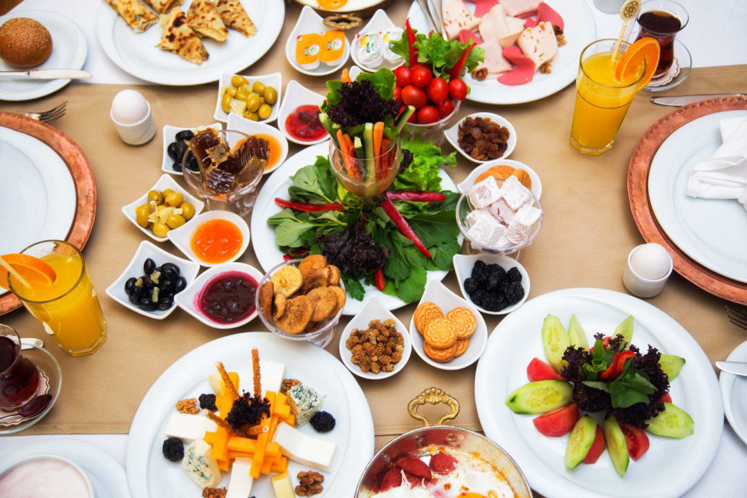 Village Breakfast Akka Alinda Hotel