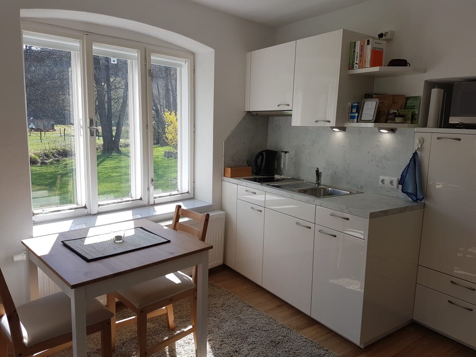 Zimmer Grüne Wiese - Gäste-Minibungalow in der Edermühle