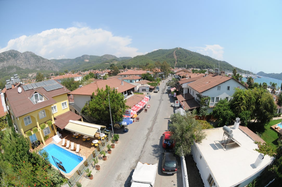 Außenansicht A&B Home Hotel