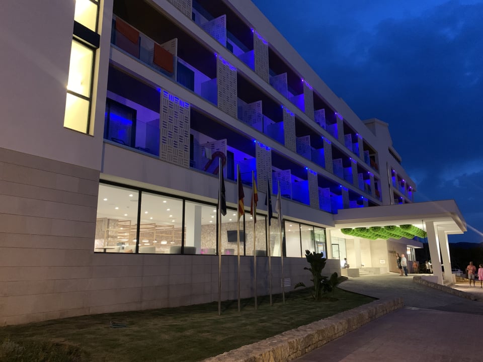 Außenansicht Hotel & Spa S'Entrador Playa
