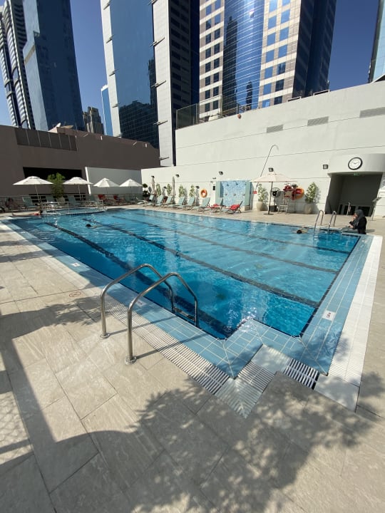 Pool Rose Rayhaan by Rotana