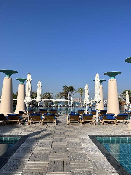 Pool Anantara The Palm Dubai Resort