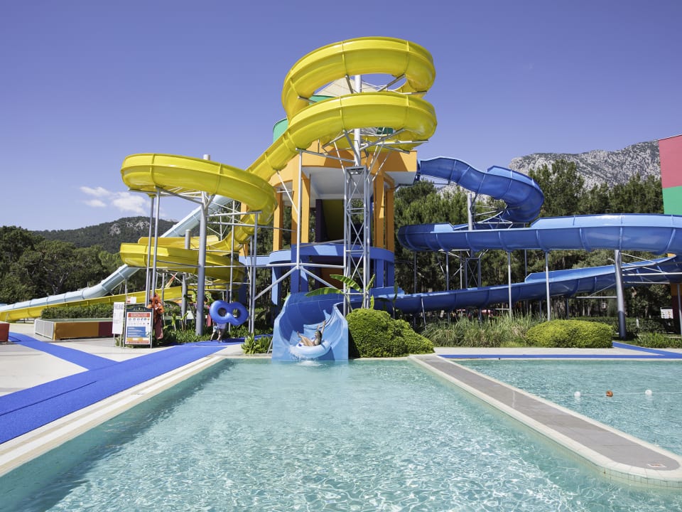 Pool Rixos Sungate