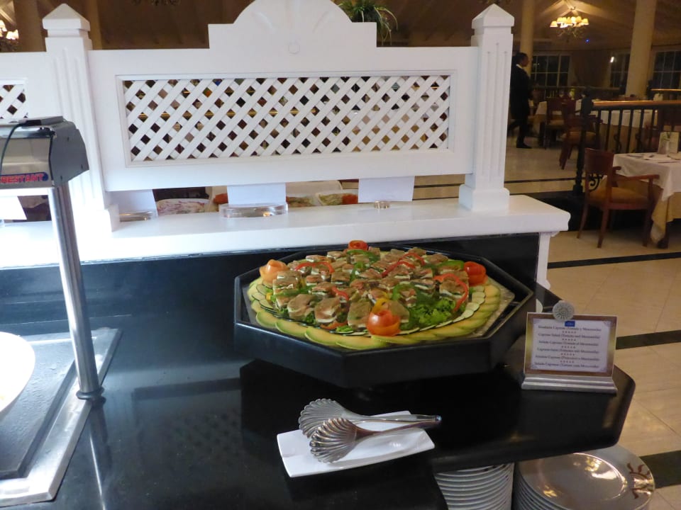 Büffet Bahia Principe Grand El Portillo