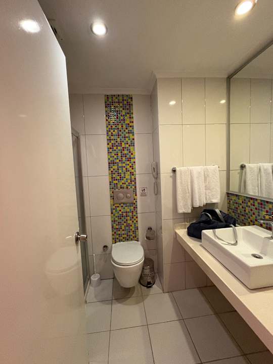 Zimmer Ramada Resort by Wyndham Side